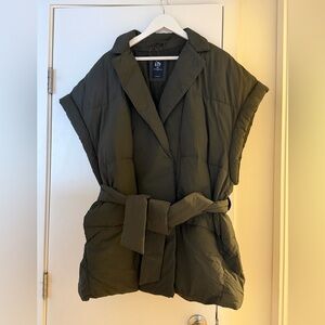 GAP Olive Puffer Wrap Vest XXL